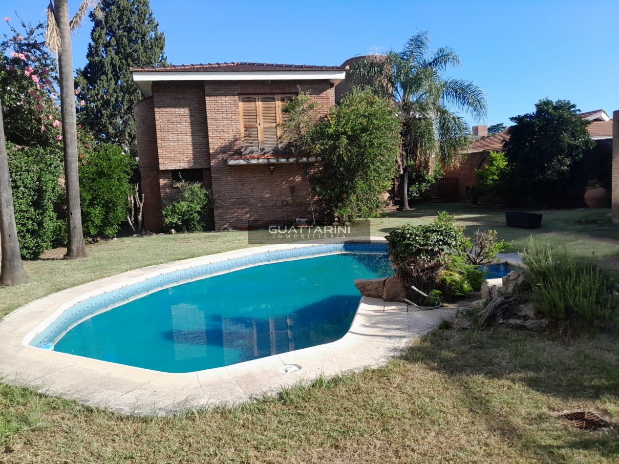 Casa B° Cerro de las Rosas (APTO HOUSING)