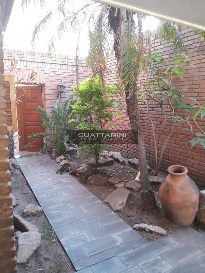 Casa B° Cerro de las Rosas (APTO HOUSING)